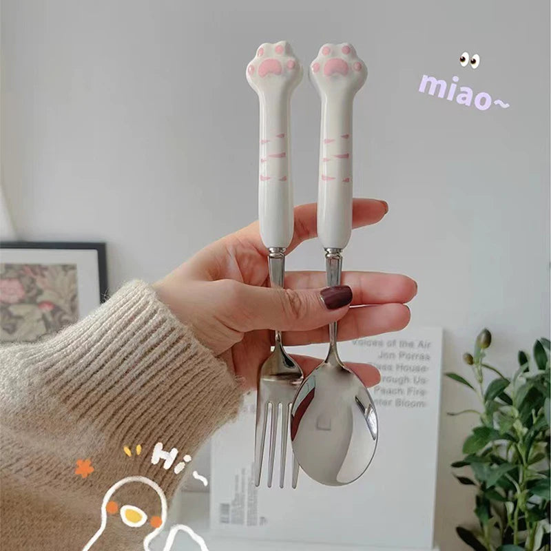 Cat paws tableware