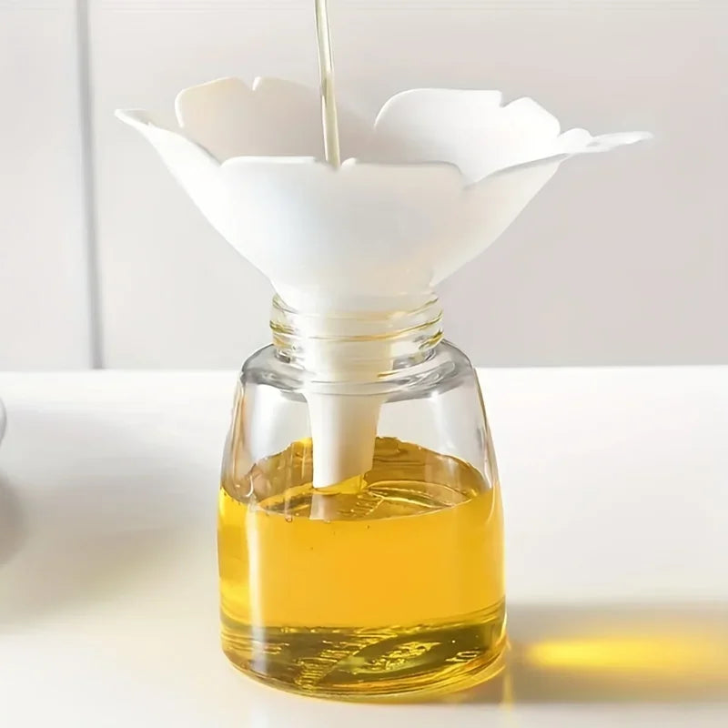 Sakura silicone funnels