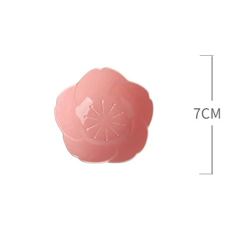 Sakura shaped ceramic bowls and plates