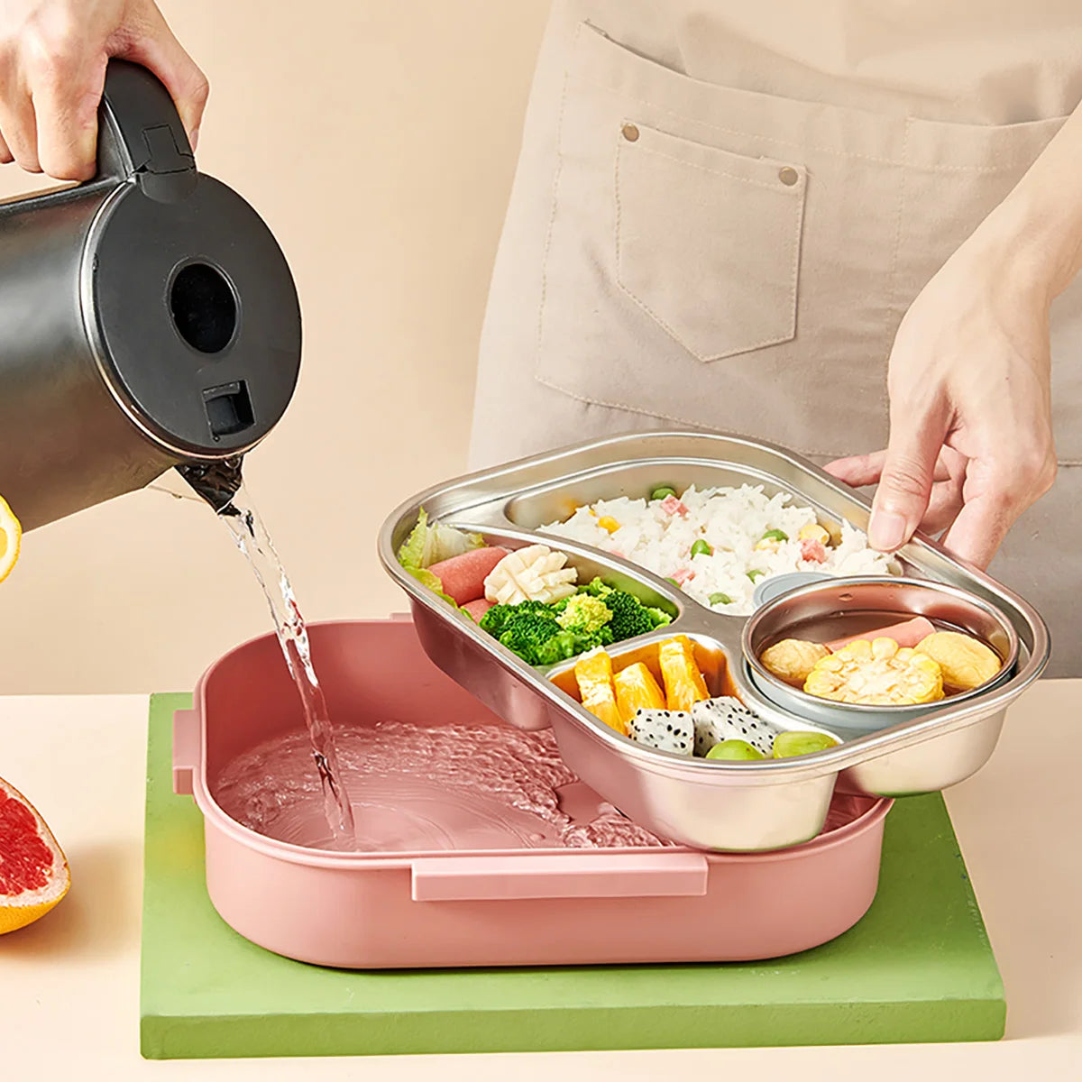 Stainless steel lunch box with phone support