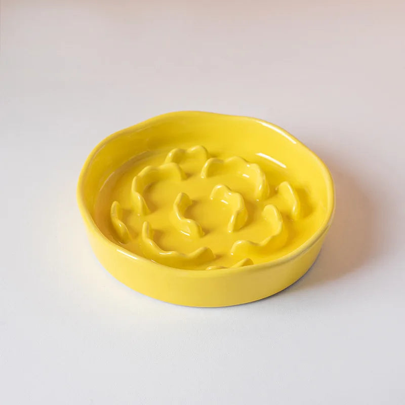 Flower themed slow feeder