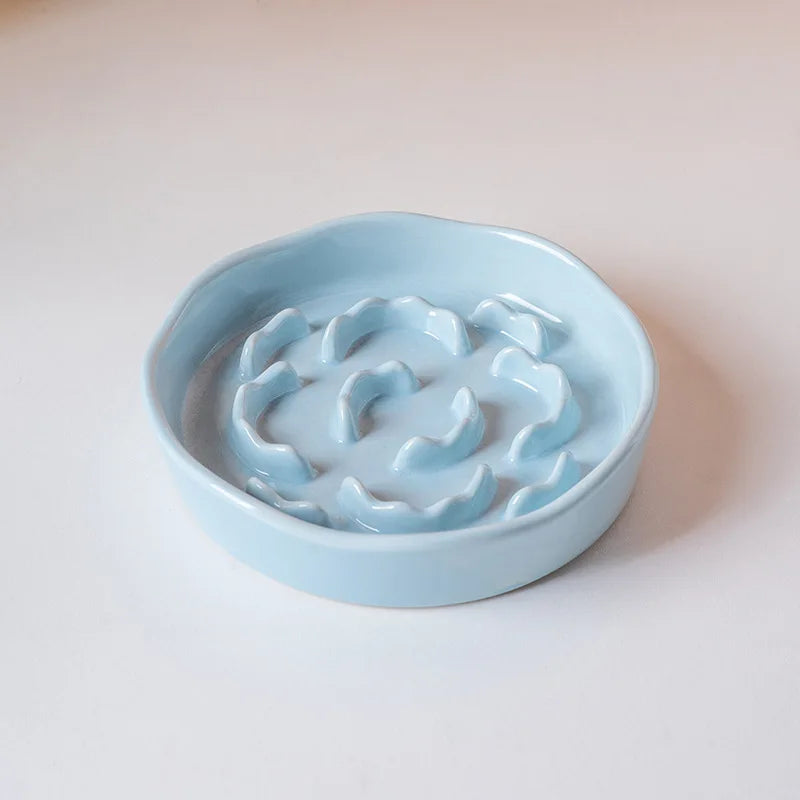 Flower themed slow feeder