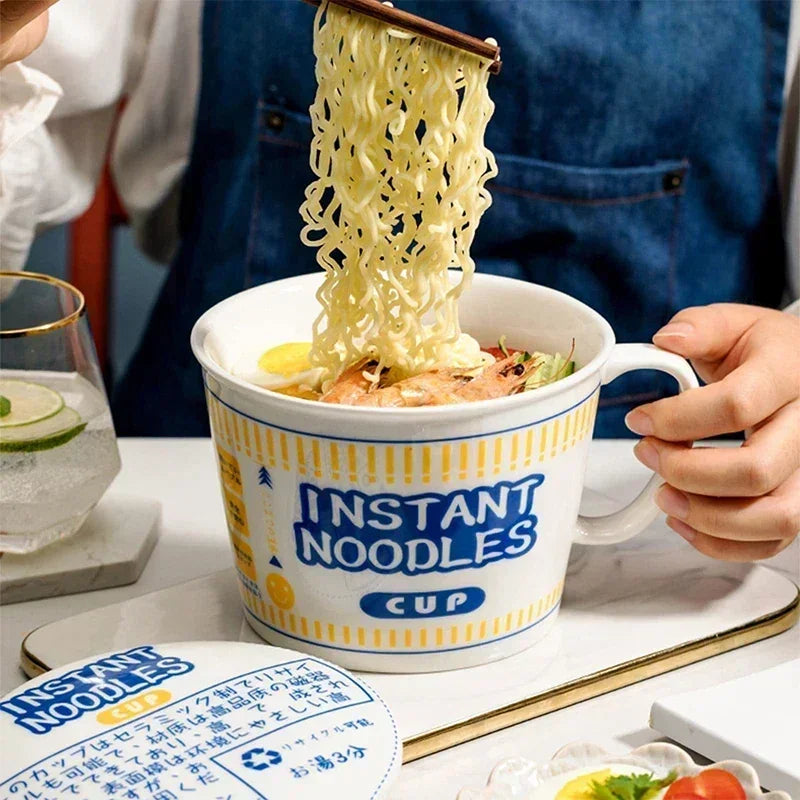 Noodle bowl with lid