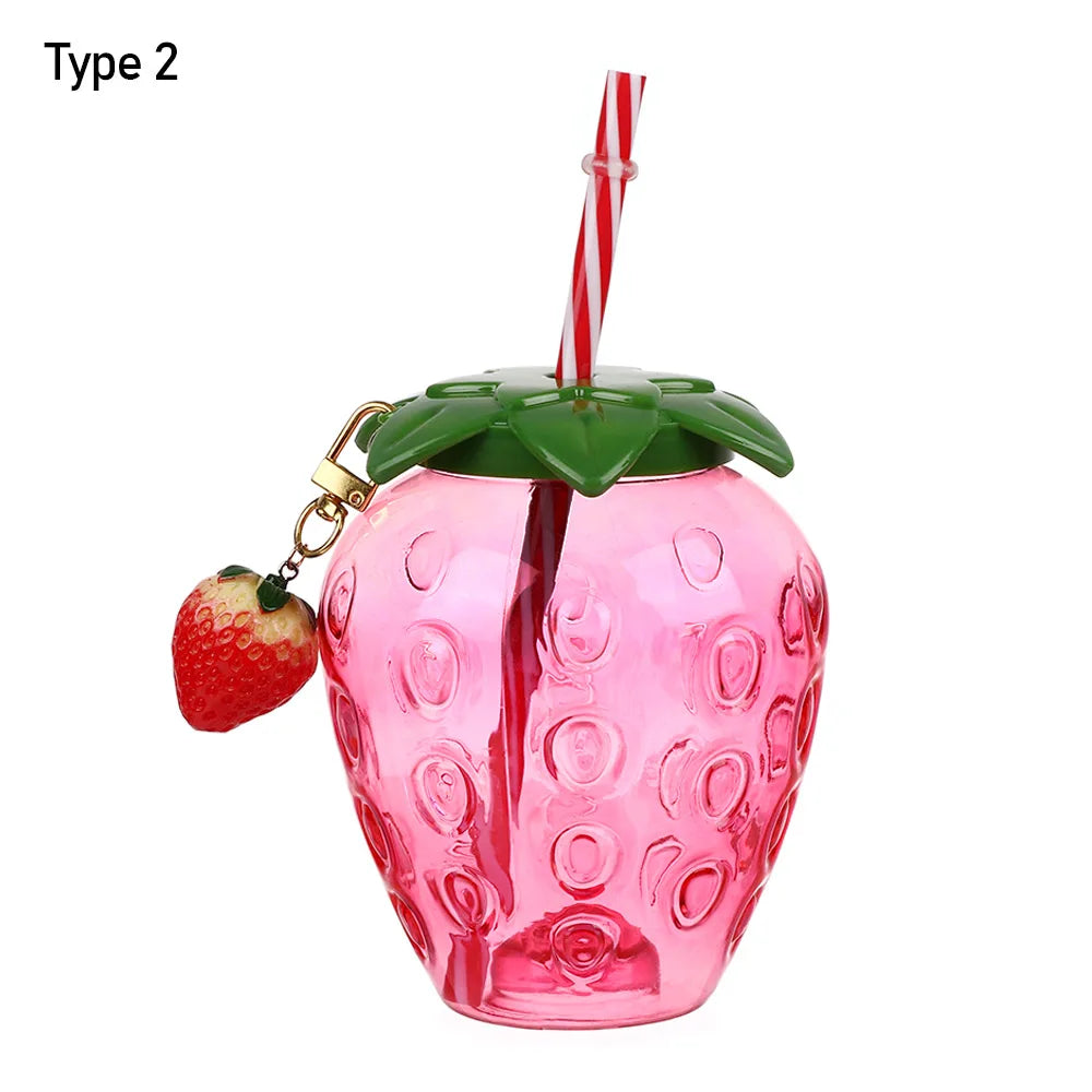 16.9 fl oz Strawberry Straw Cup